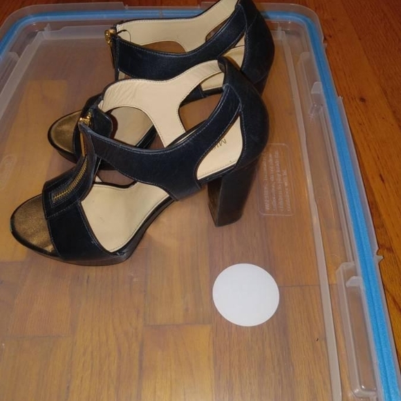 MICHAEL Michael Kors Black Strappy Heels - Picture 2 of 7